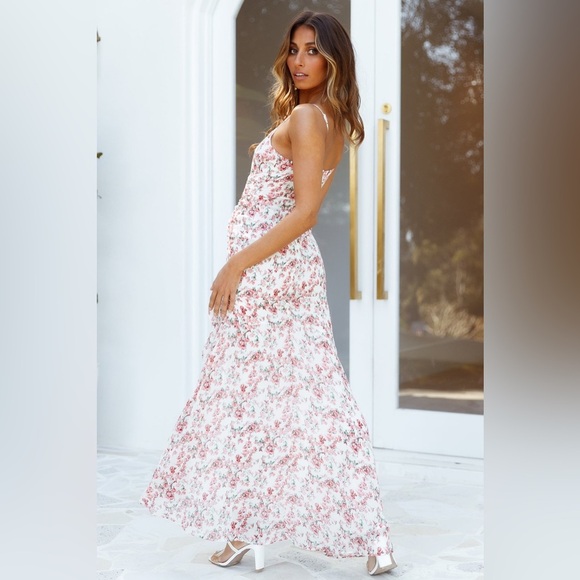 NEW Hello Molly Finding Faith Maxi Dress Floral Slit White Red Size XL NWT - Picture 3 of 11